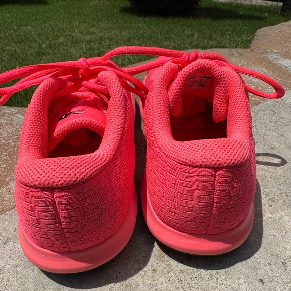 NEON NEW BALANCE - Picture 3 of 6